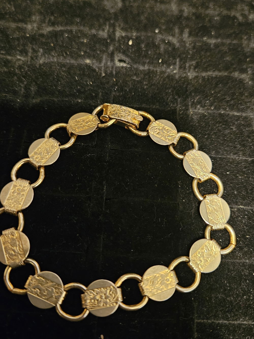 Sarah Coventry Gold-Tone Engraved Round Link Bracelet